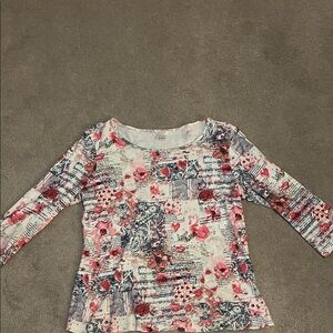 Y2K Christopher & Banks Floral 3/4 Sleeve Tee- size Medium, EUC